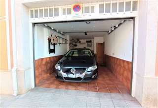 private garage